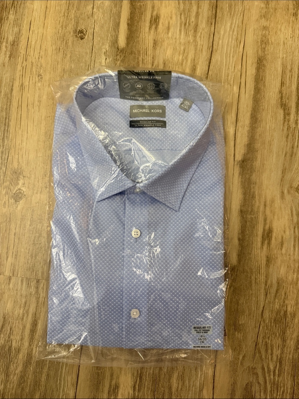 Michael Kors Men’s Light Blue Micro-Pattern Dress Shirt